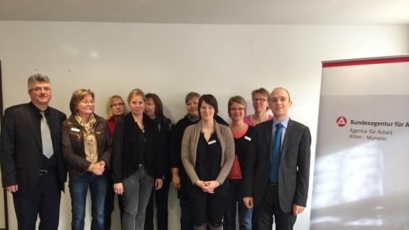 Münster Bölgesi İş Ajansı Danışmanları İle ´Türk Gençlerinin Meslek Edinmeleri´ Konulu Toplantı Ahlen´de Yapıldı